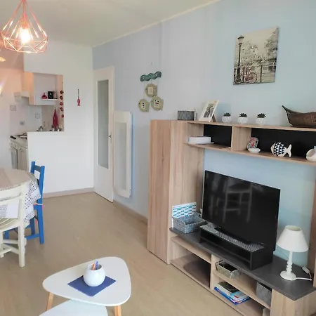 Apartman Avec Balcon, Parking, Proche - Fr-1-652-27 *