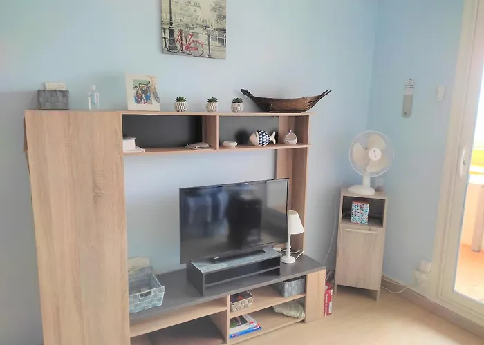 Avec Balcon, Parking, Proche - Fr-1-652-27 Apartamento *